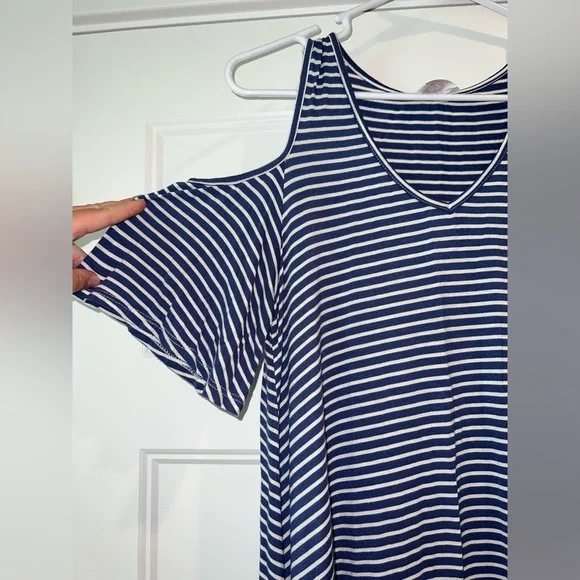 Navy and White Striped Women's Top - Picture 3 of 6